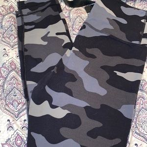 Camouflage leggings